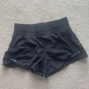 Lululemon Black size 2 hotty hot shorts